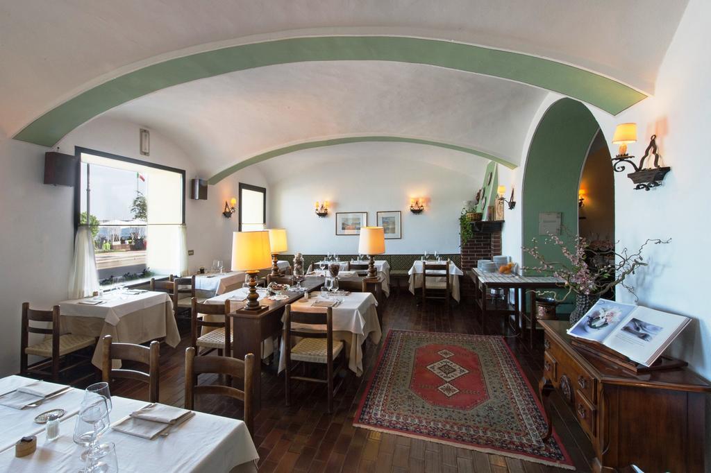 Hotel Eden Бавено Екстериор снимка