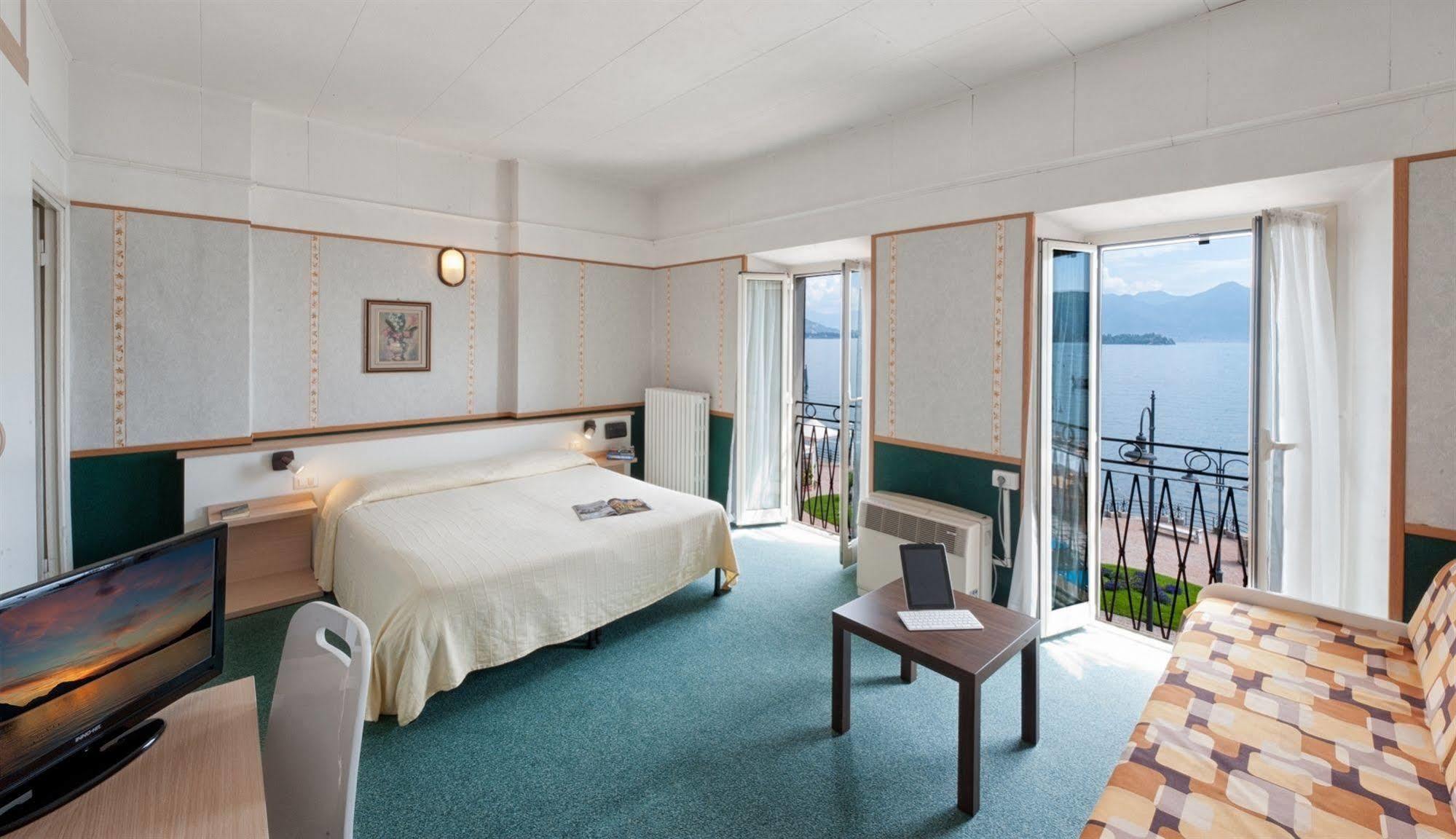 Hotel Eden Бавено Екстериор снимка